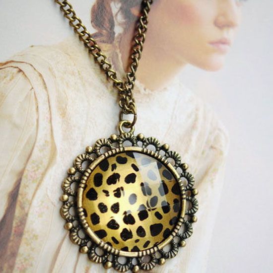 Estilo clássico Leopard Pingente Círculo